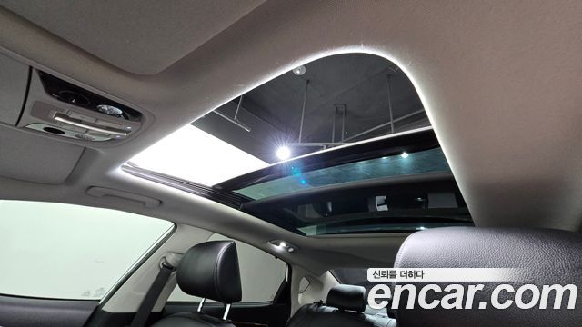 Kia K7 2016 — photo 24