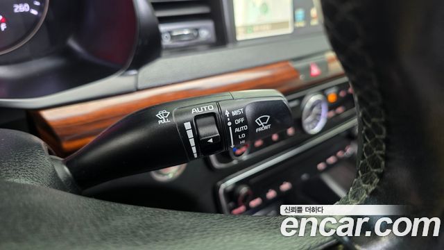 Kia K7 2016 — photo 28