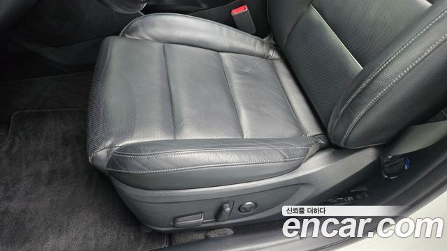 Kia K7 2016 — photo 31