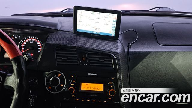 KG Mobility KORANDO 2015 — photo 21