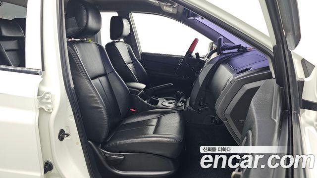 KG Mobility KORANDO 2015 — photo 16