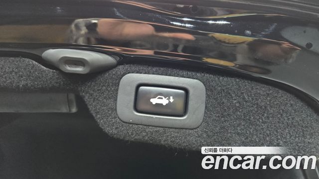 Lexus LS 2014 — photo 17