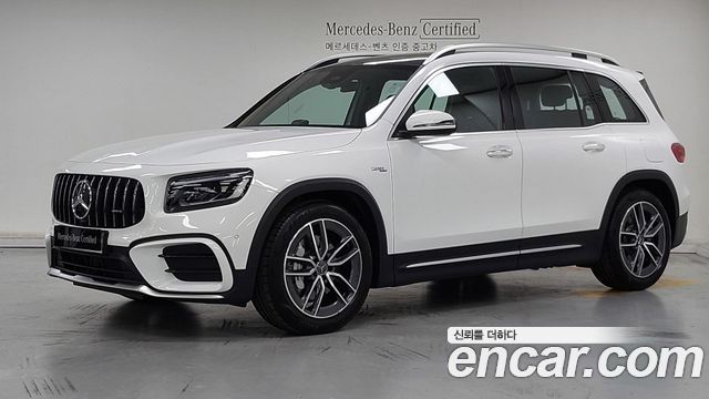 Mercedes-Benz GLB-Class 2026 — photo 1