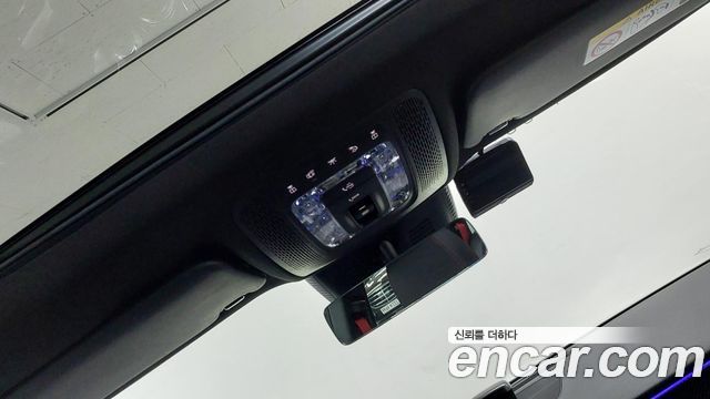 Mercedes-Benz GLB-Class 2026 — photo 17