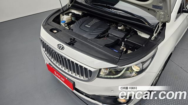 Kia Canival 2017 — photo 6