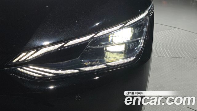 Kia EV6 2023 — photo 8