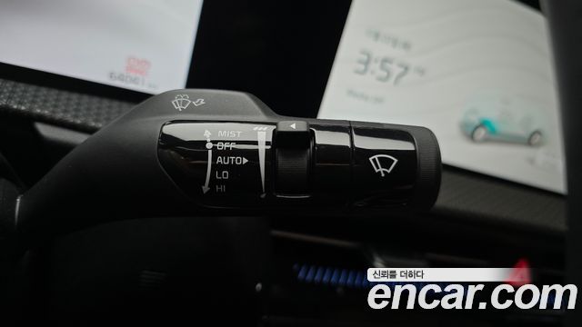 Kia EV6 2023 — photo 32