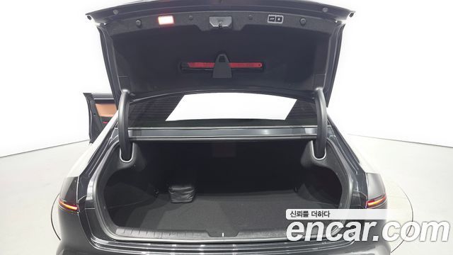 Hyundai Grandeur 2025 — photo 24