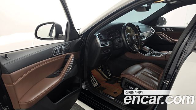 BMW X6 2022 — photo 13
