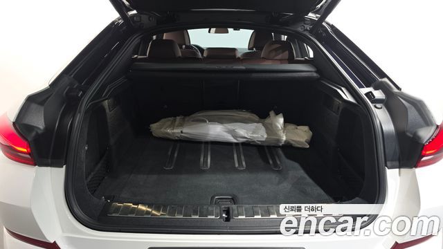 BMW X6 2022 — photo 24