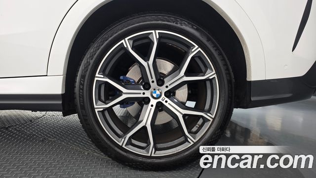 BMW X6 2022 — photo 7