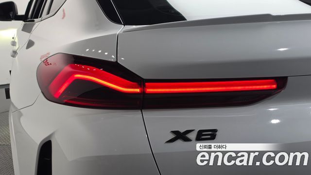 BMW X6 2022 — photo 9