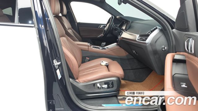 BMW X6 2022 — photo 16