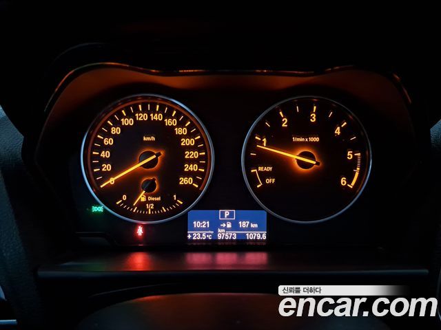 BMW 1-Series 2013 — photo 9