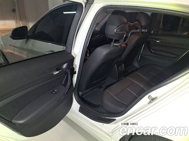 BMW 1-Series 2013 — photo 10