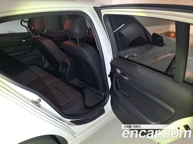BMW 1-Series 2013 — photo 21