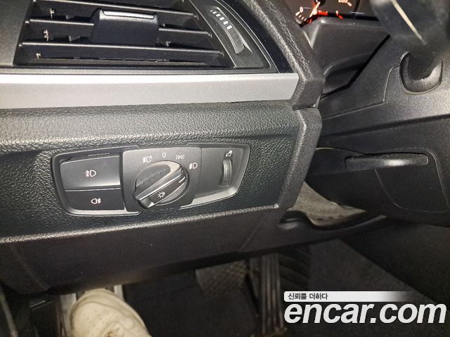 BMW 1-Series 2013 — photo 16
