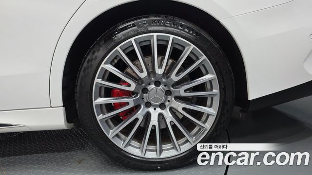 Mercedes-Benz E-Class 2026 — photo 7