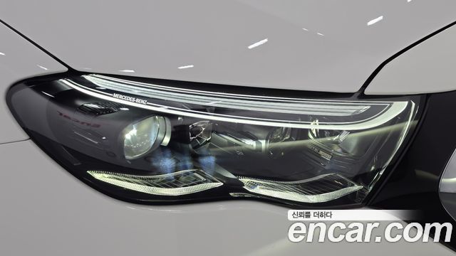 Mercedes-Benz E-Class 2026 — photo 8