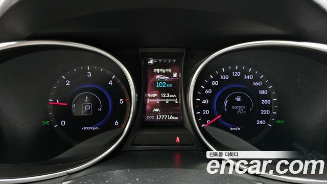 Hyundai Santafe 2013 — photo 11