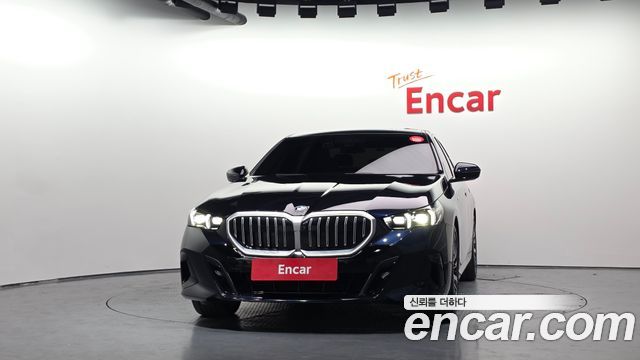 BMW 5-Series 2024 — photo 3