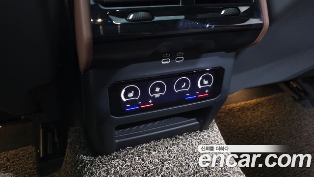 BMW 5-Series 2024 — photo 19