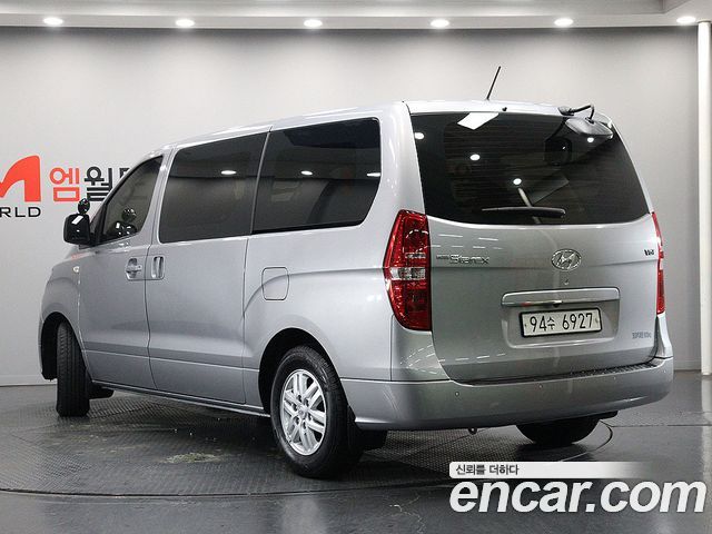 Hyundai Starex 2021 — photo 3
