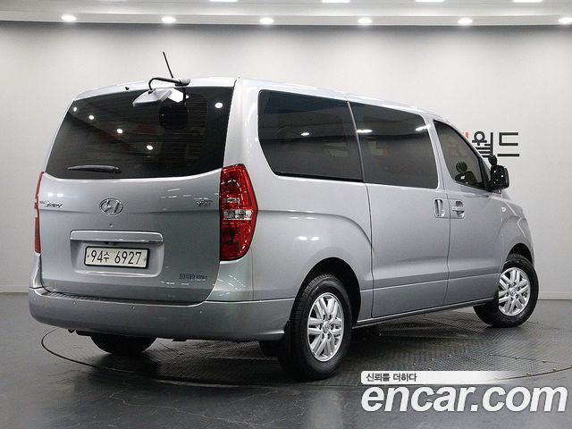 Hyundai Starex 2021 — photo 4