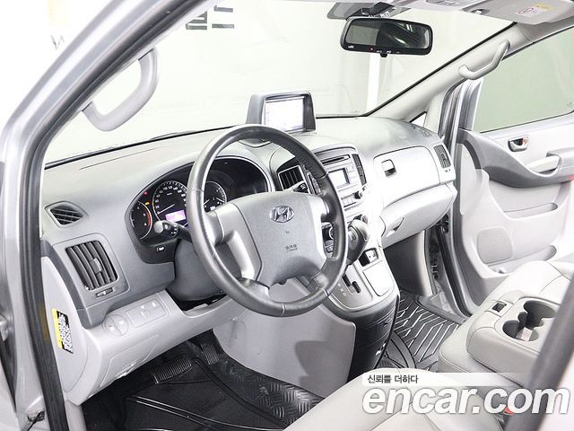 Hyundai Starex 2021 — photo 8