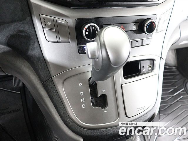 Hyundai Starex 2021 — photo 15
