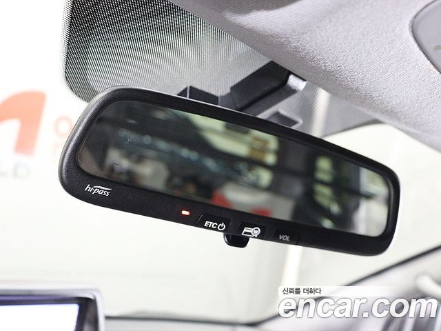 Hyundai Starex 2021 — photo 17