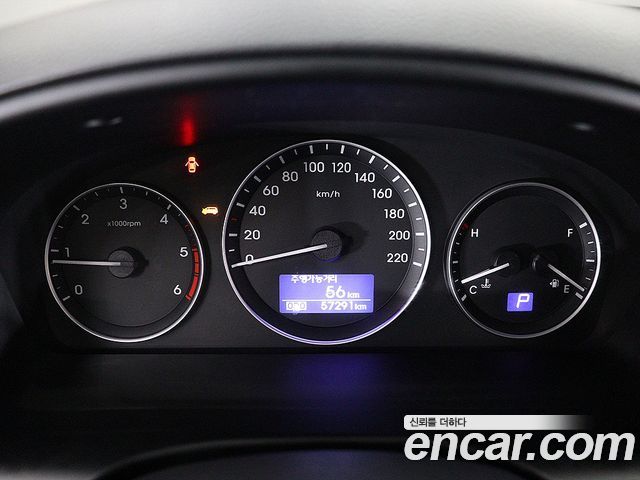 Hyundai Starex 2021 — photo 18