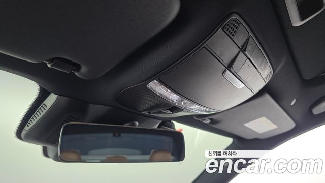 Mercedes-Benz E-Class 2022 — photo 26