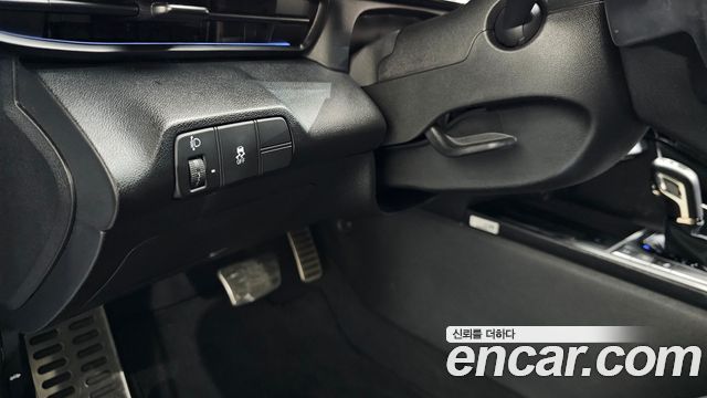 Hyundai AVANTE 2025 — photo 19