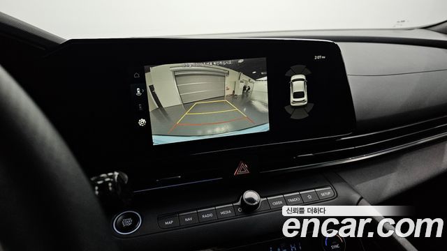 Hyundai AVANTE 2025 — photo 22