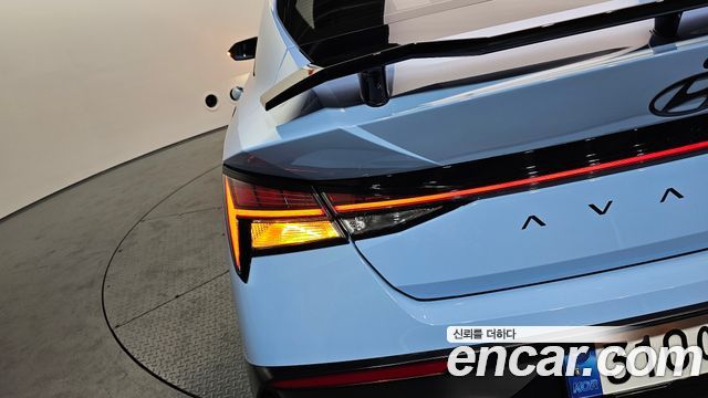 Hyundai AVANTE 2025 — photo 9