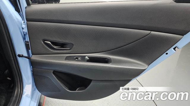 Hyundai AVANTE 2025 — photo 15