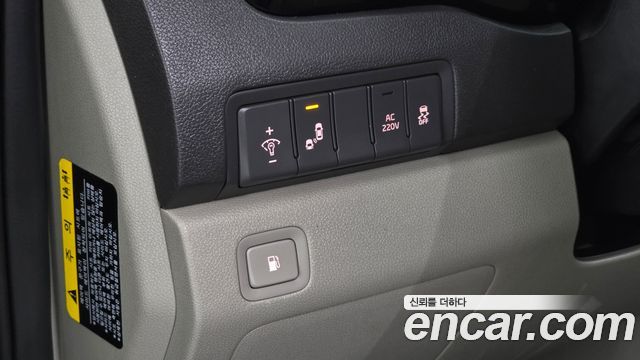 Kia Canival 2018 — photo 15
