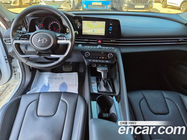Hyundai AVANTE 2021 — photo 10