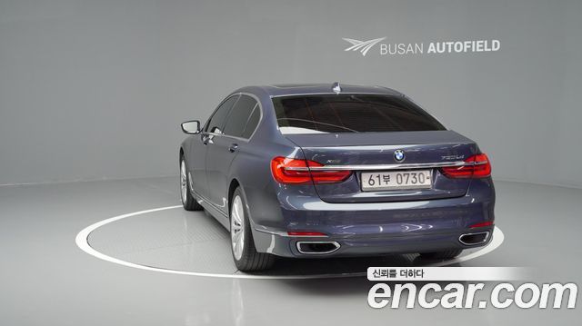 BMW 7-Series 2016 — photo 4