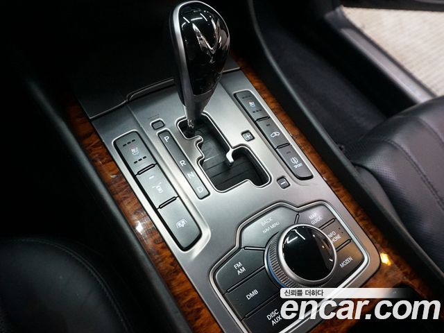 Hyundai Equus 2012 — photo 9