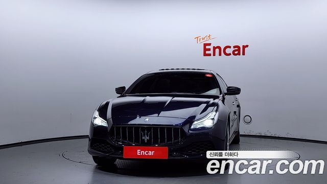 Maserati Quattroporte 2018 — photo 3