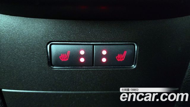 Lincoln MKX 2016 — photo 18