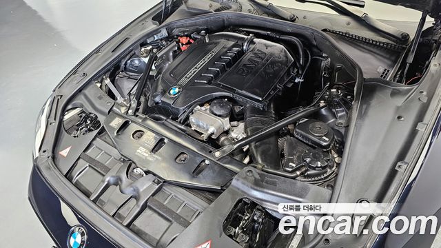 BMW 6-Series 2013 — photo 6