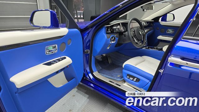 Rolls-Royce Ghost 2023 — photo 12