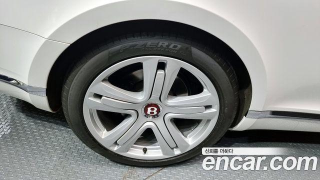 Bentley Continental 2013 — photo 5