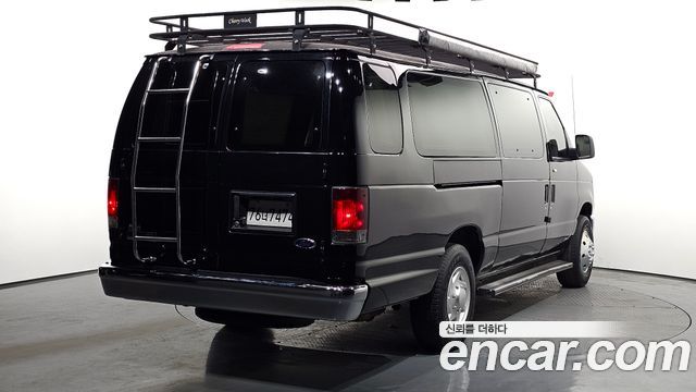 Ford E-Series 2012 — photo 2