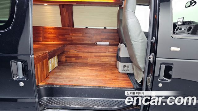 Ford E-Series 2012 — photo 12
