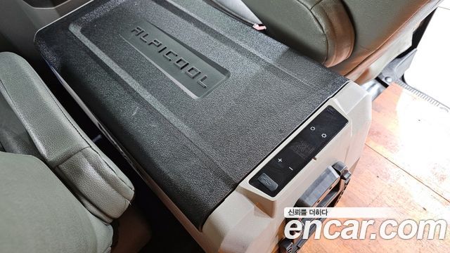Ford E-Series 2012 — photo 18