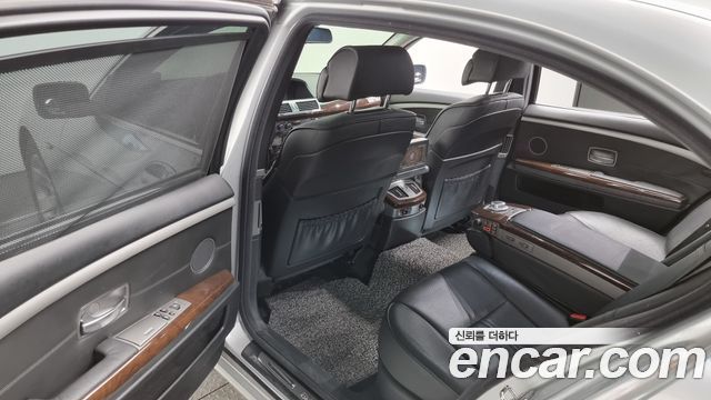 BMW 7-Series 2008 — photo 16